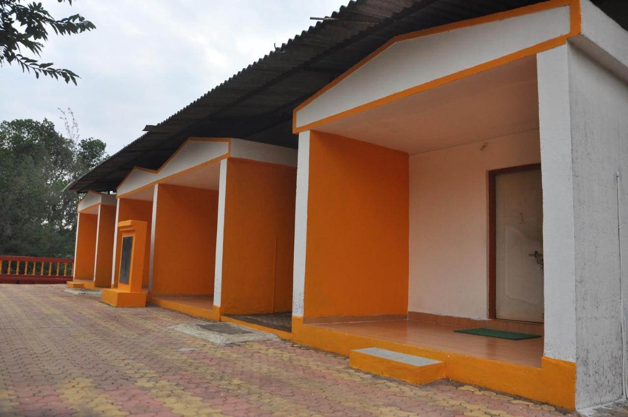 Koyna Lake Resort Koynanagar 외부 사진