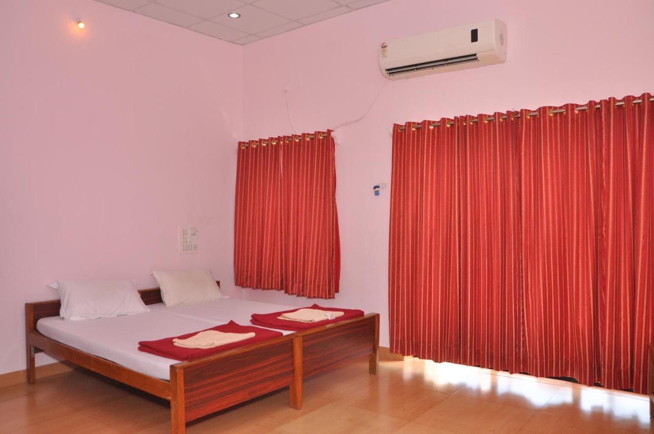 Koyna Lake Resort Koynanagar 외부 사진